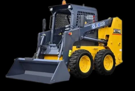 XT740