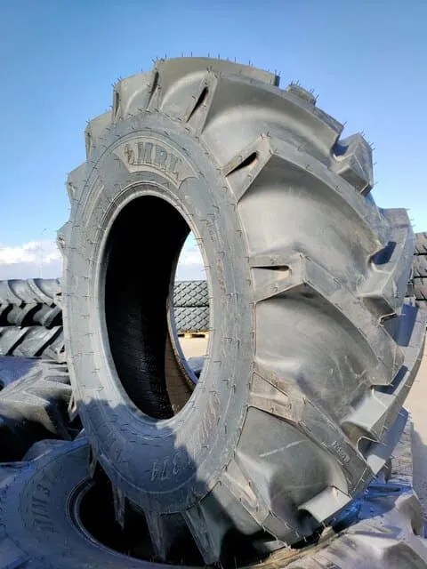 Шина пневмо 320/60-12 12PR MRL MIM 374 TT Шина пневмо 320/60-12 12PR MRL MIM 374 TT