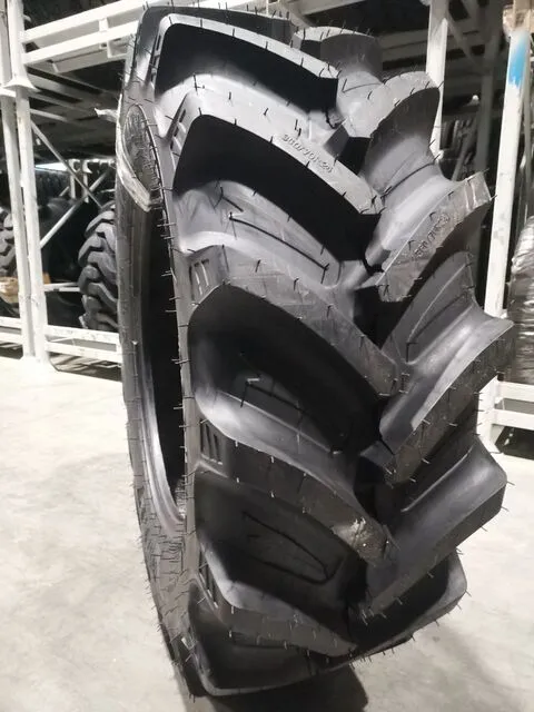Шина пневмо 420/70R28 133D/136A8 MRL RRT 770 TL Шина пневмо 420/70R28 133D/136A8 MRL RRT 770 TL